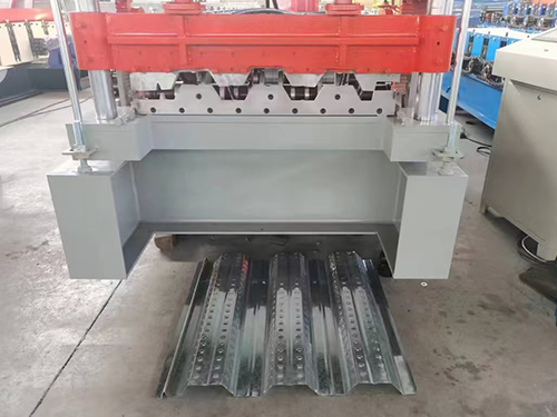 山东楼承板设备