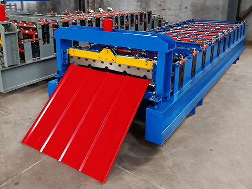 山东900彩钢压瓦机