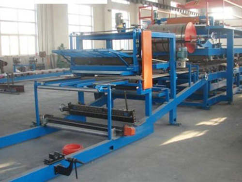 山东彩钢瓦复合夹芯板机